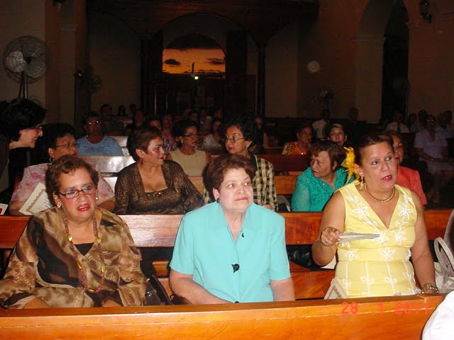 Parte de la Asistencia al homenaje de poetas e intelectuales granadinos